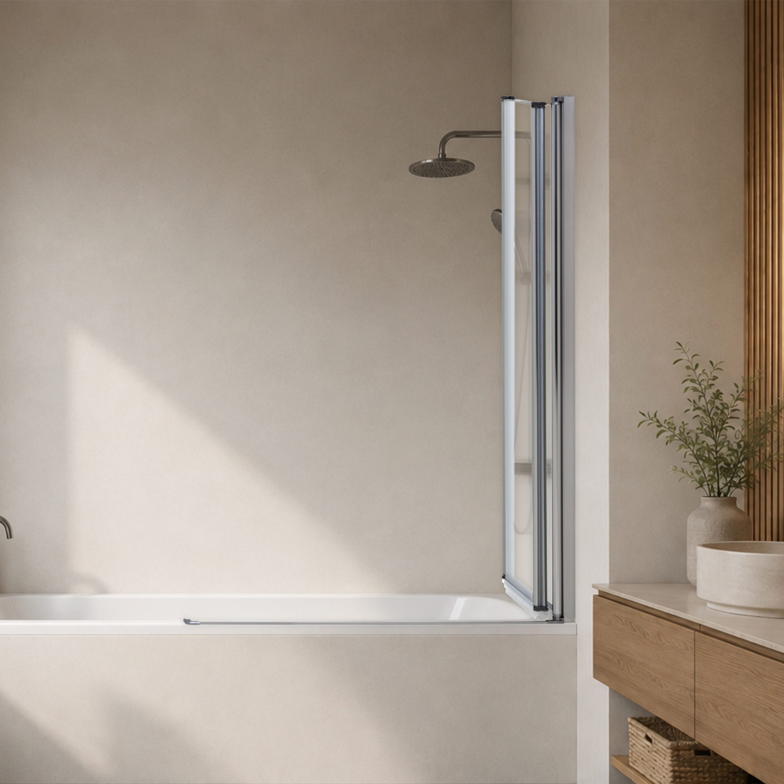 Badewannenabtrennung Petra, 3-teilig faltbar und pendelbar mit 6 mm ESG Klarglas und verchromten Profilen