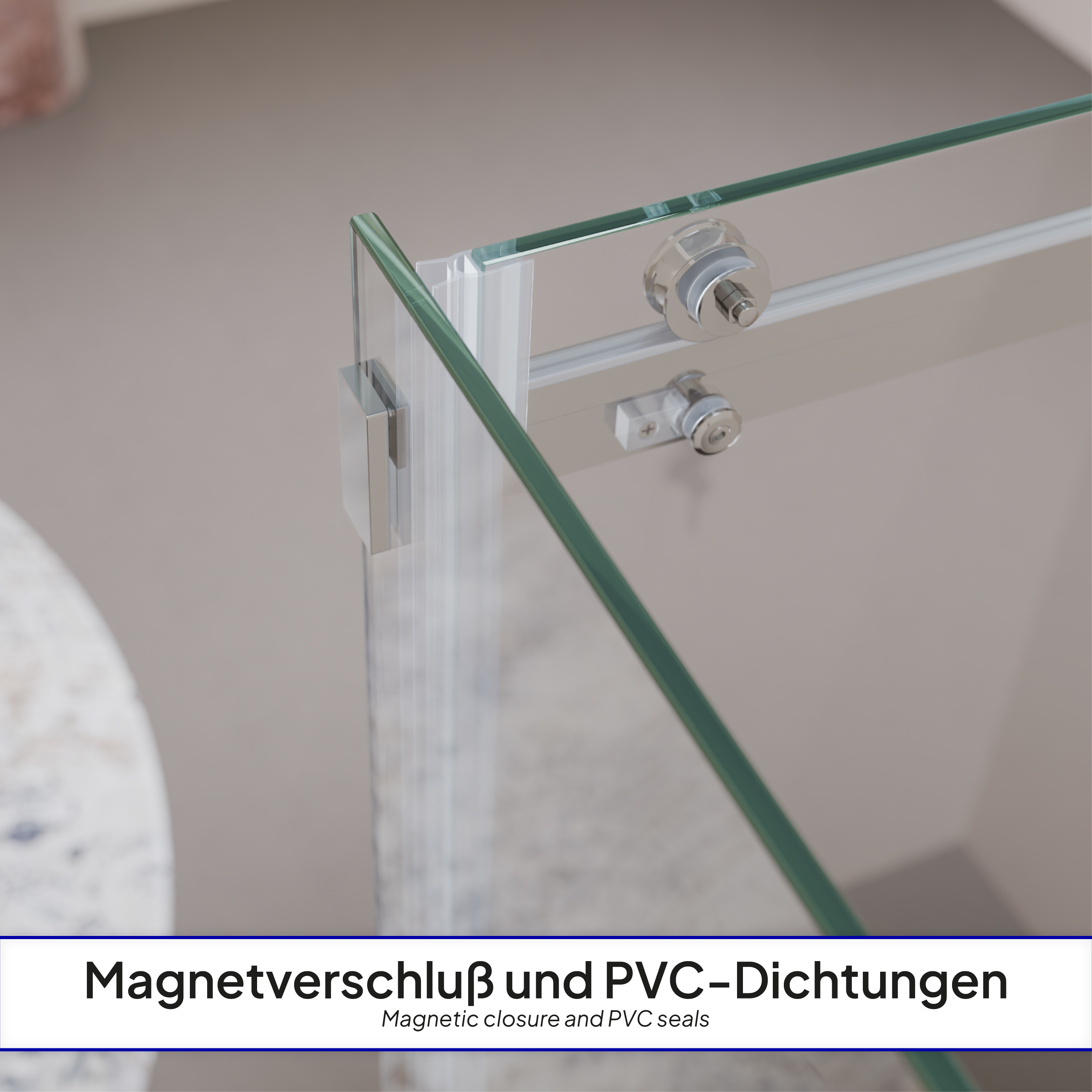 Front-entry Viola with sliding door made of 8 mm tempered safety glass.